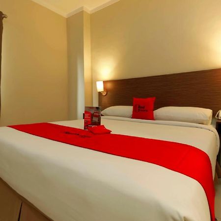 Reddoorz Plus Near Pantai Losari Makasar Exteriér fotografie