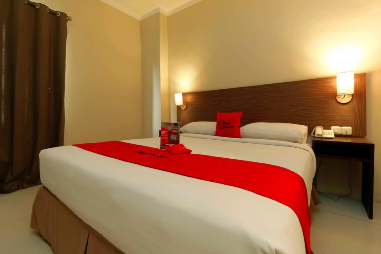 Reddoorz Plus Near Pantai Losari Makasar Exteriér fotografie